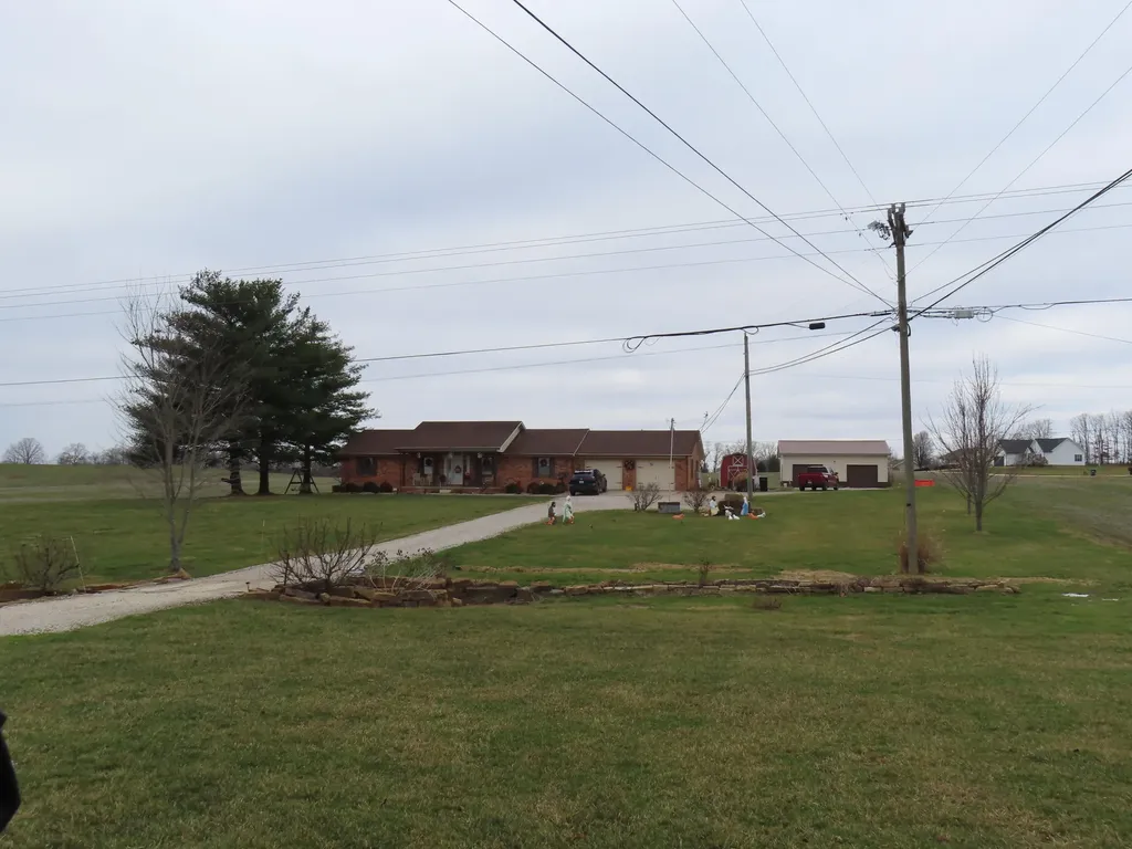 1940 Sharkey Road Morehead KY 40351