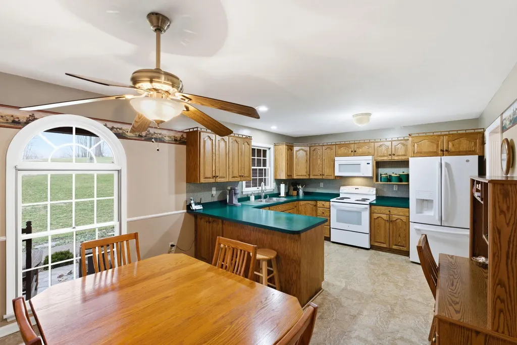 118 Hunter Drive Lancaster KY 40444