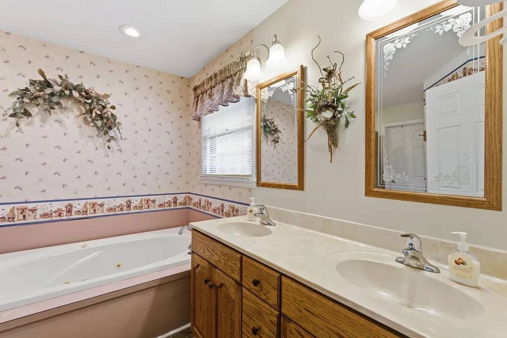 118 Hunter Drive Lancaster KY 40444