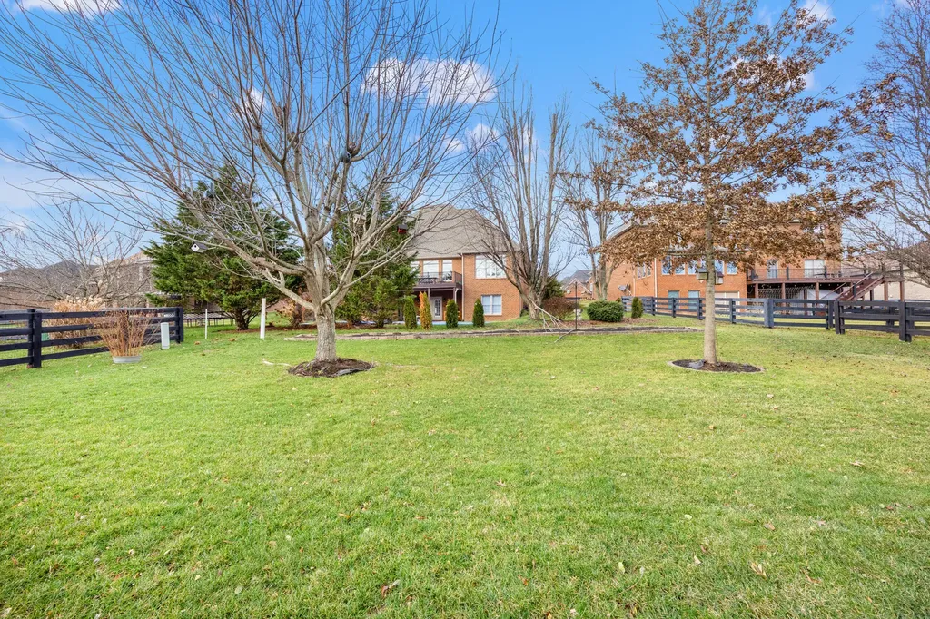 397 Highland Lakes Drive Richmond KY 40475