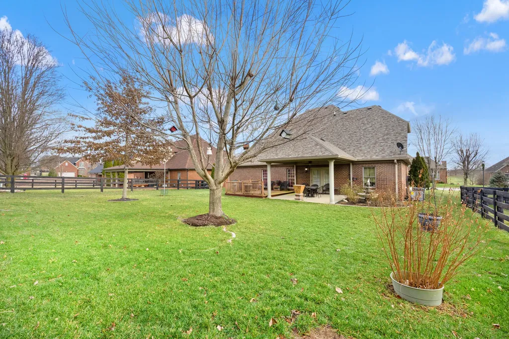 397 Highland Lakes Drive Richmond KY 40475