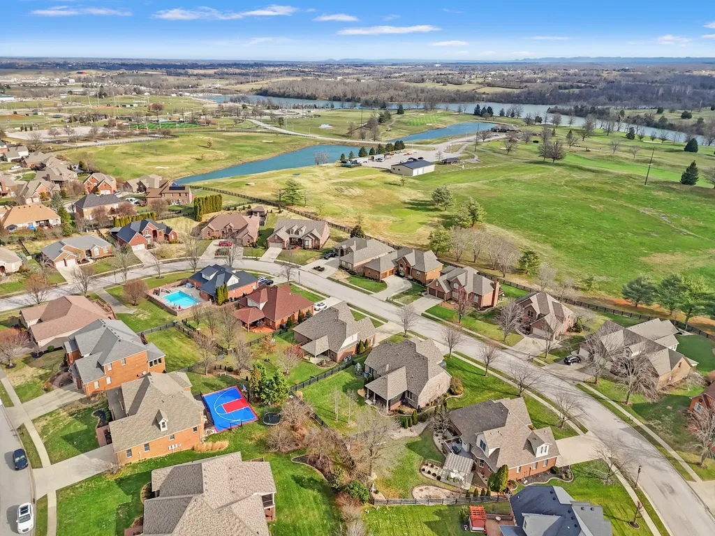 397 Highland Lakes Drive Richmond KY 40475