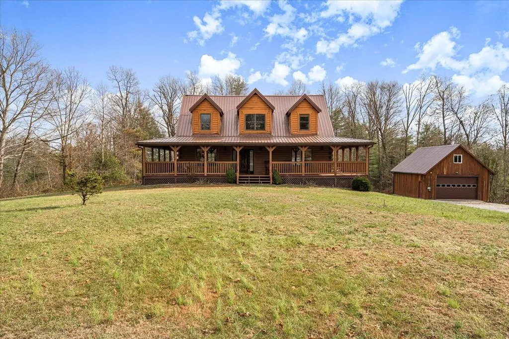 1080 State Highway 715 Rogers KY 41365