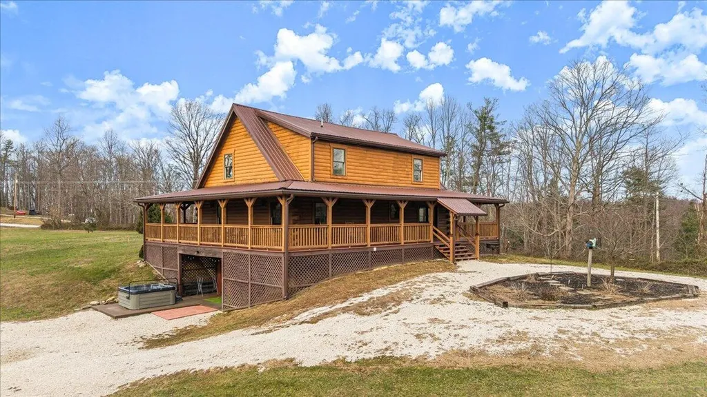 1080 State Highway 715 Rogers KY 41365