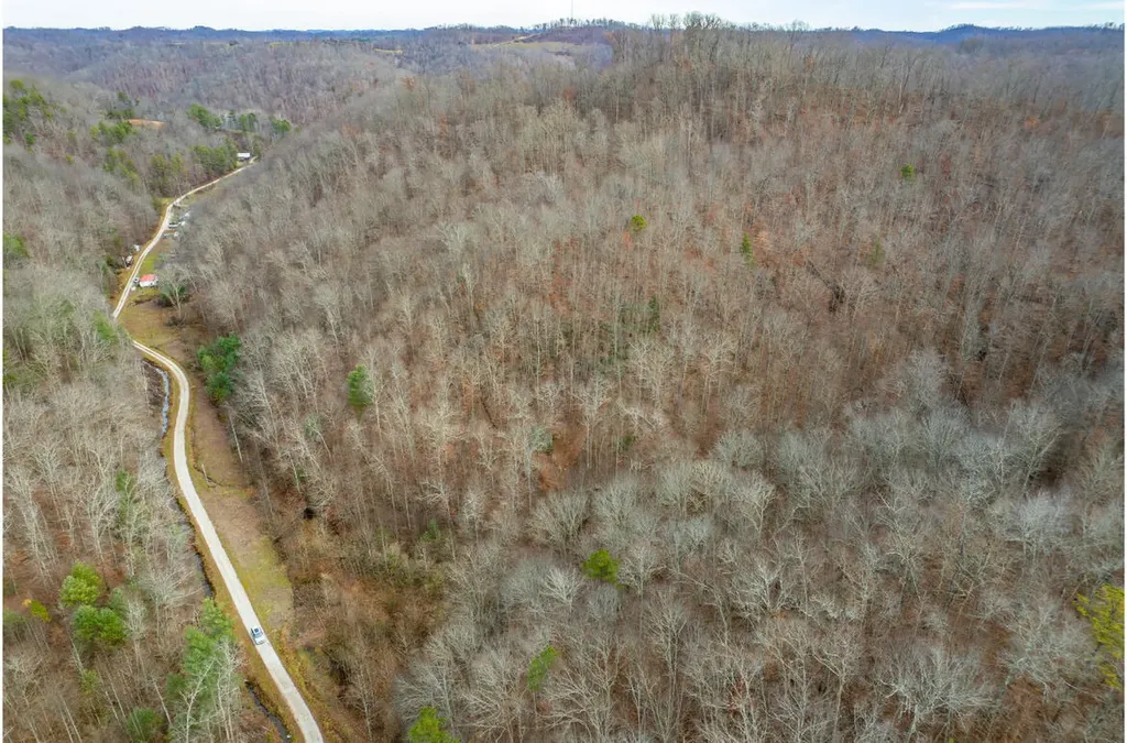 9999 Stable Branch Road Salyersville KY 41465