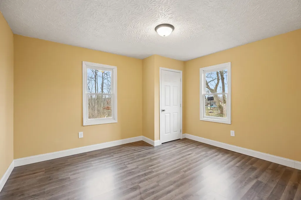 1929 Lower Adkinstown Road Mckee KY 40447