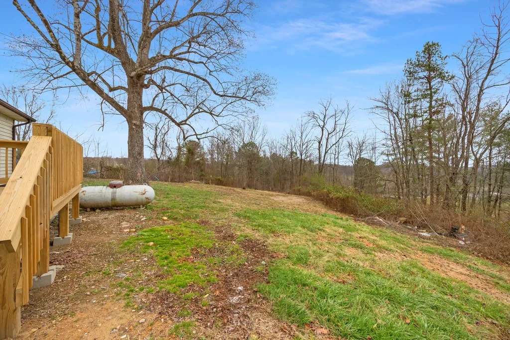 1929 Lower Adkinstown Road Mckee KY 40447