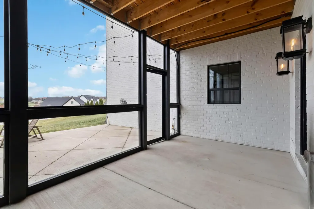 300 Prestwick Circle Richmond KY 40475