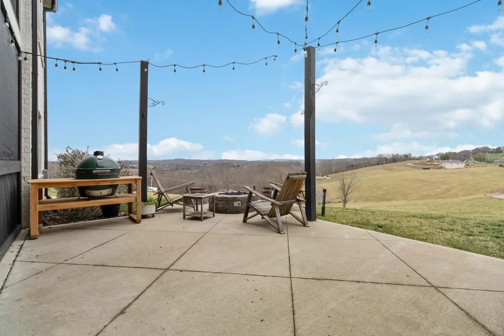 300 Prestwick Circle Richmond KY 40475