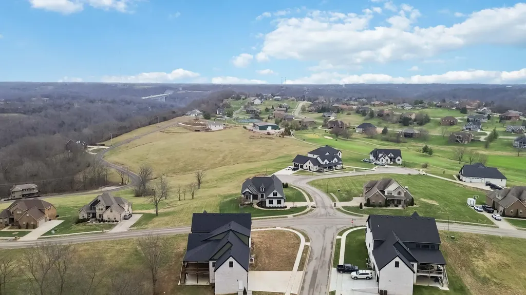 300 Prestwick Circle Richmond KY 40475
