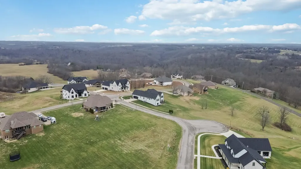 300 Prestwick Circle Richmond KY 40475