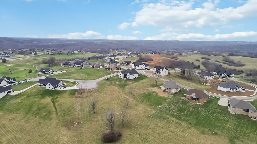300 Prestwick Circle Richmond KY 40475
