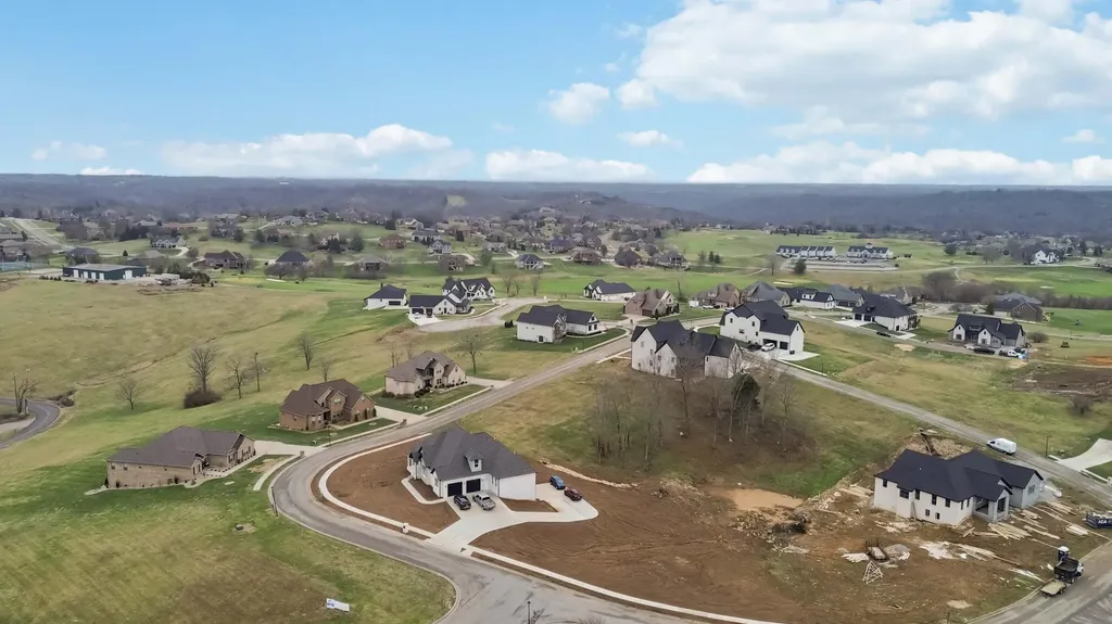 300 Prestwick Circle Richmond KY 40475