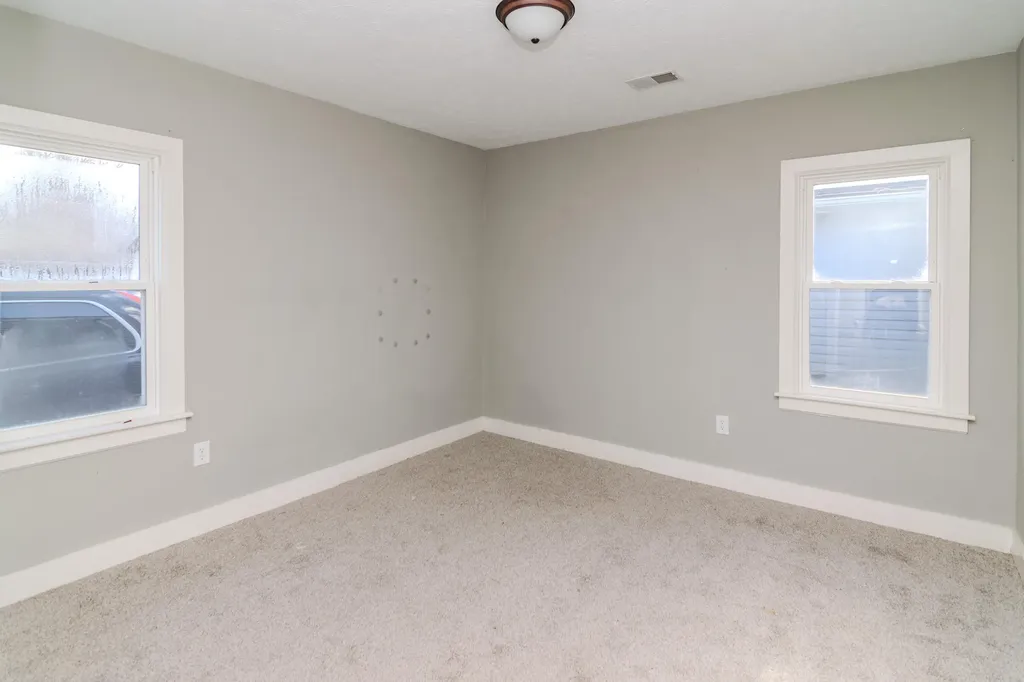 18 Maysville Avenue Mt Sterling KY 40353