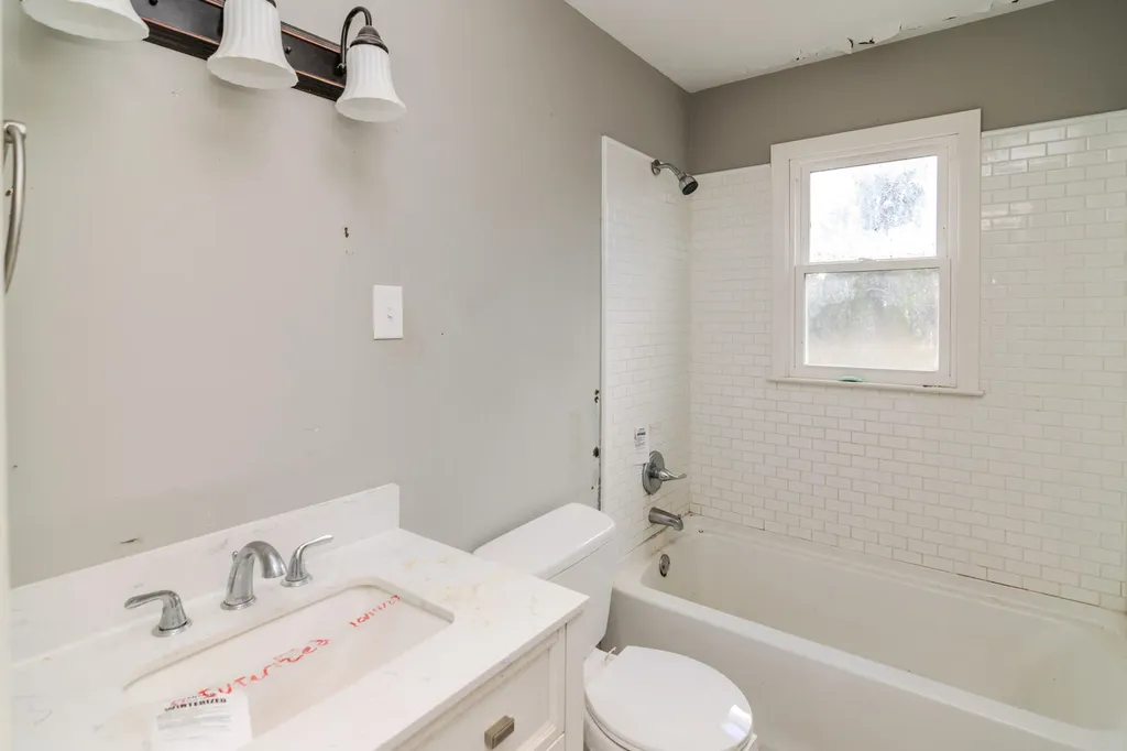 18 Maysville Avenue Mt Sterling KY 40353