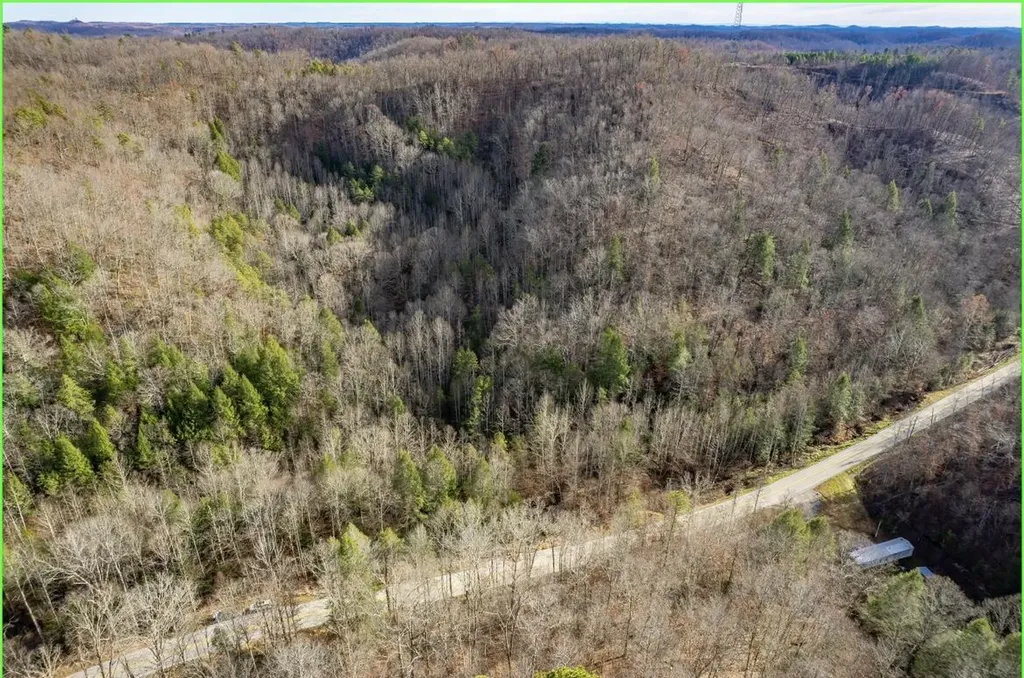 9999 Ky-30 Salyersville KY 41465