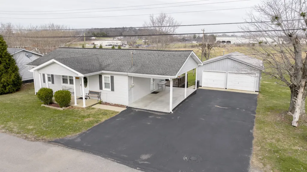 209 Tate Drive Monticello KY 42633