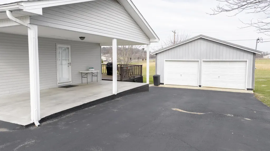 209 Tate Drive Monticello KY 42633