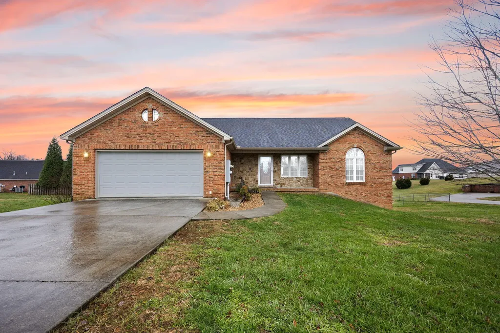 1459 Kit Cowan Road Somerset KY 42501