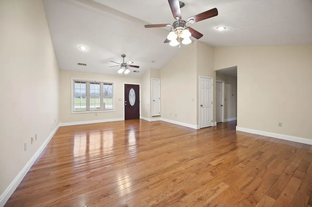 1459 Kit Cowan Road Somerset KY 42501