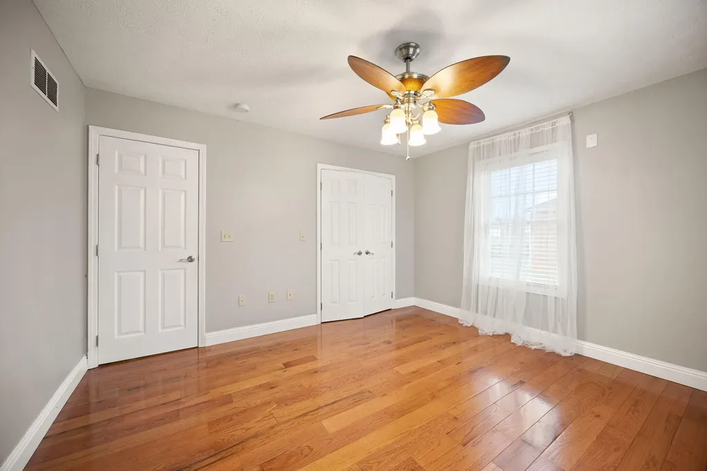 1459 Kit Cowan Road Somerset KY 42501