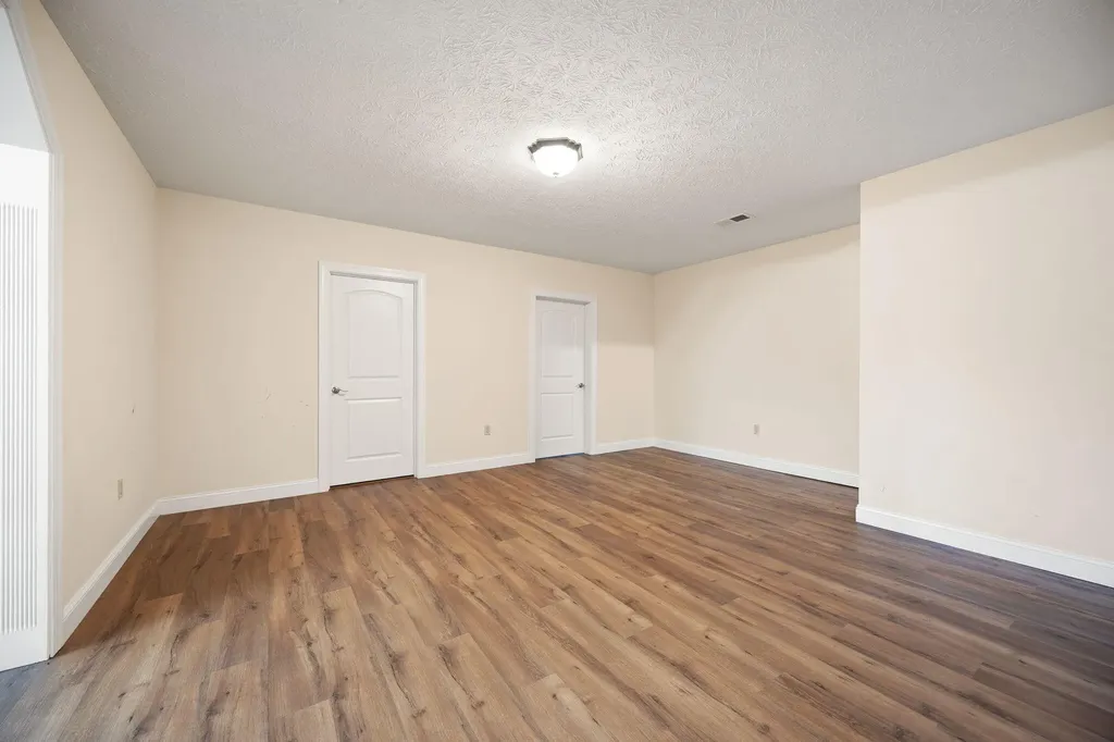 1459 Kit Cowan Road Somerset KY 42501