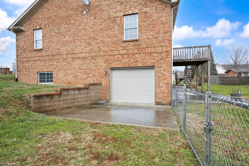 1459 Kit Cowan Road Somerset KY 42501
