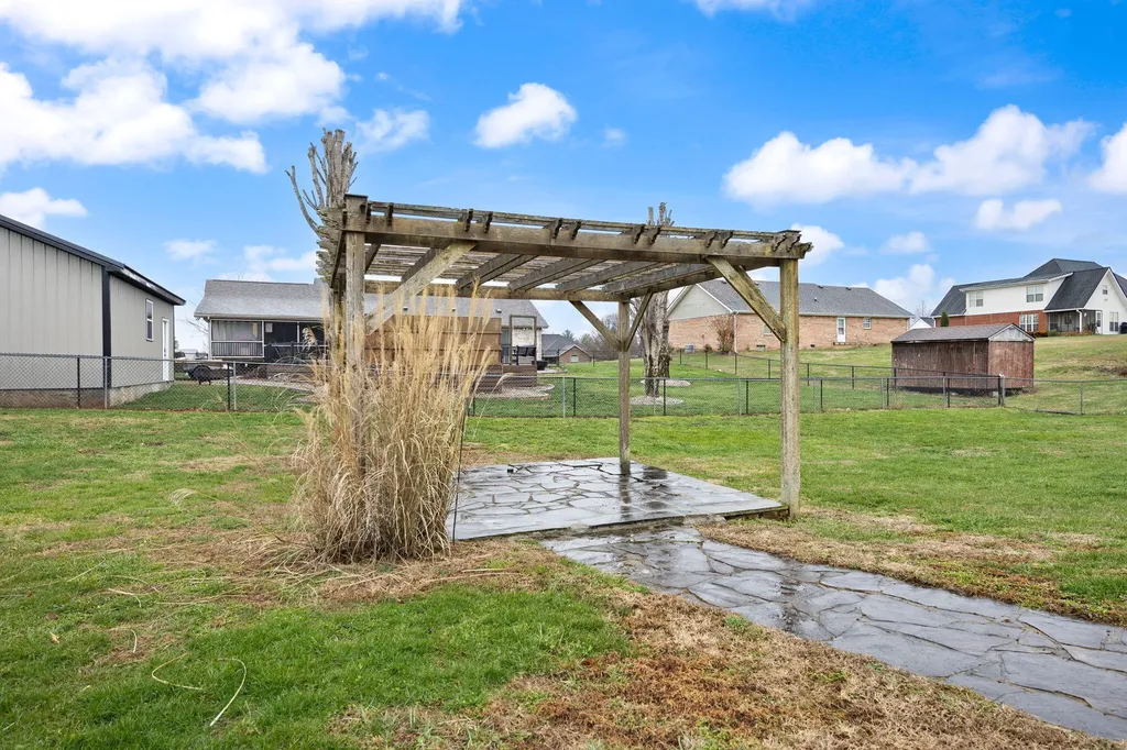 1459 Kit Cowan Road Somerset KY 42501