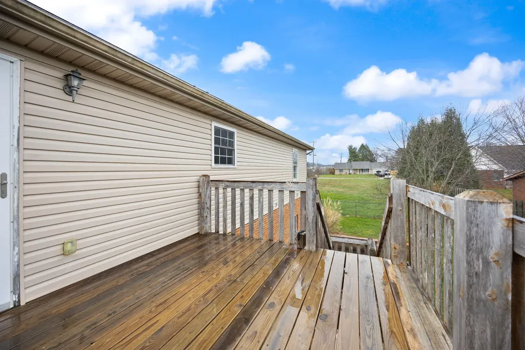 1459 Kit Cowan Road Somerset KY 42501