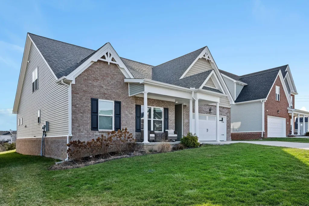 904 Camden Court Richmond KY 40475