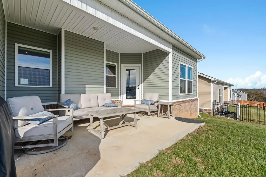 904 Camden Court Richmond KY 40475