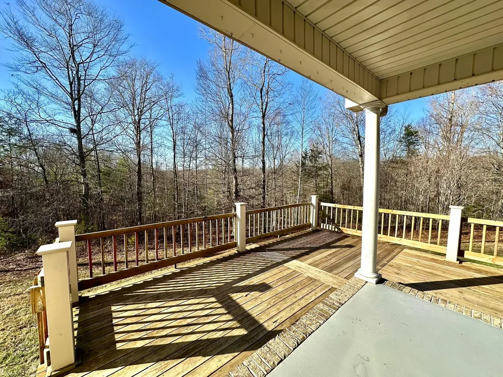 226 Dockview Road Monticello KY 42633