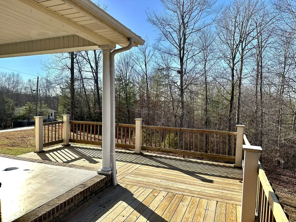 226 Dockview Road Monticello KY 42633
