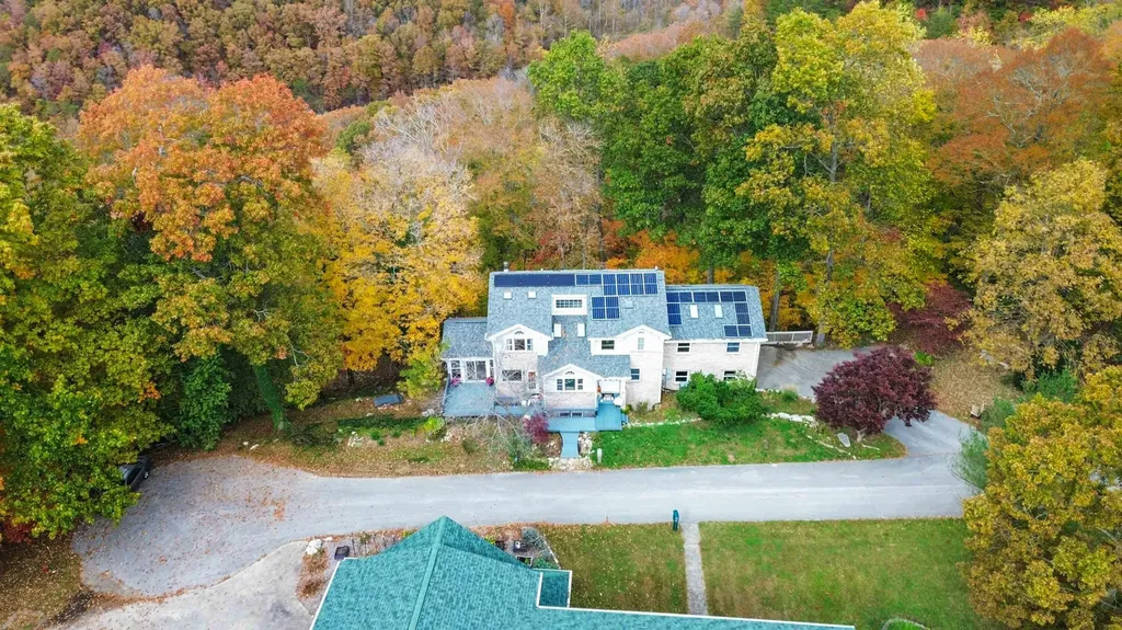 3934 Hickory Hill Drive Somerset KY 42503