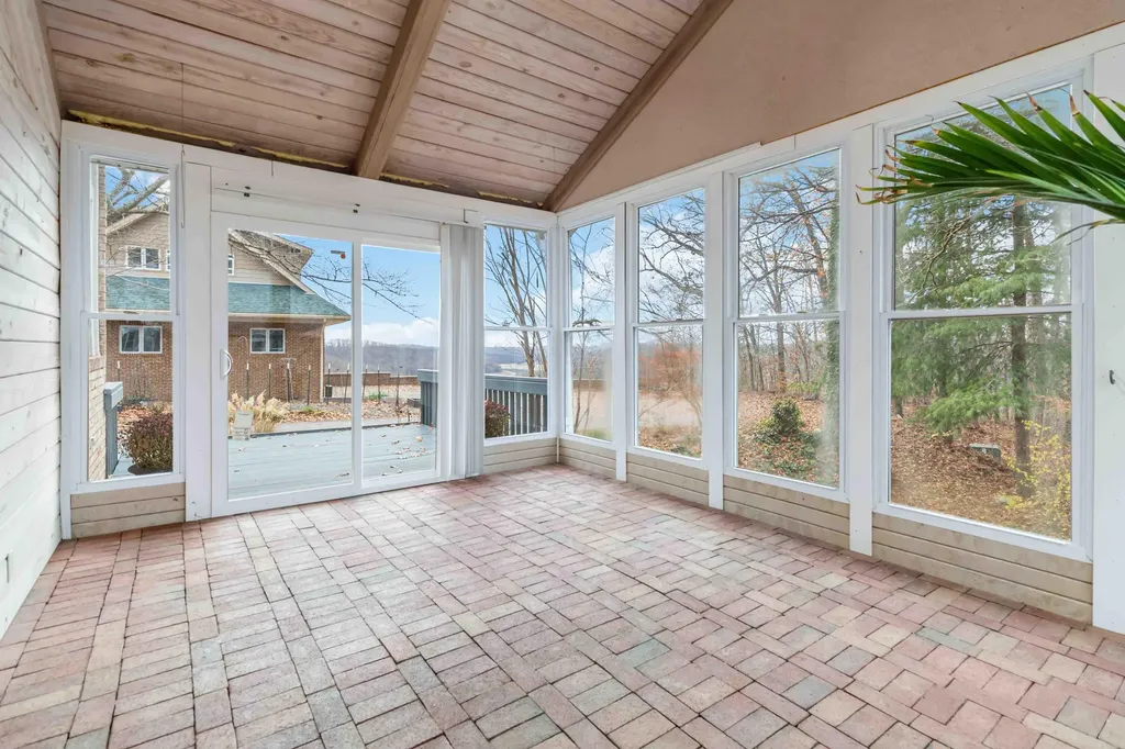 3934 Hickory Hill Drive Somerset KY 42503