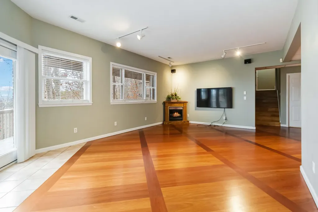 3934 Hickory Hill Drive Somerset KY 42503