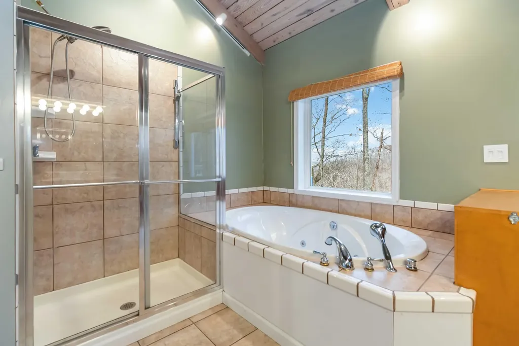 3934 Hickory Hill Drive Somerset KY 42503