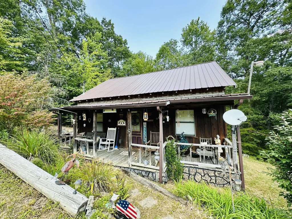 342 Tilleys Lane Wellington KY 40387