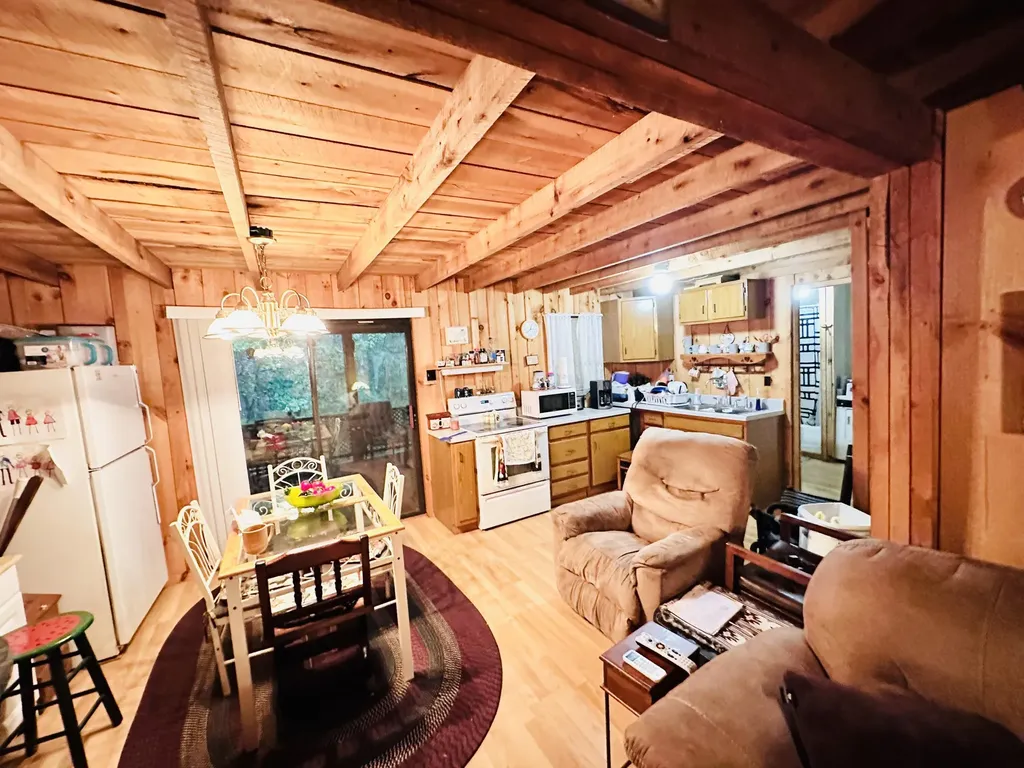 342 Tilleys Lane Wellington KY 40387