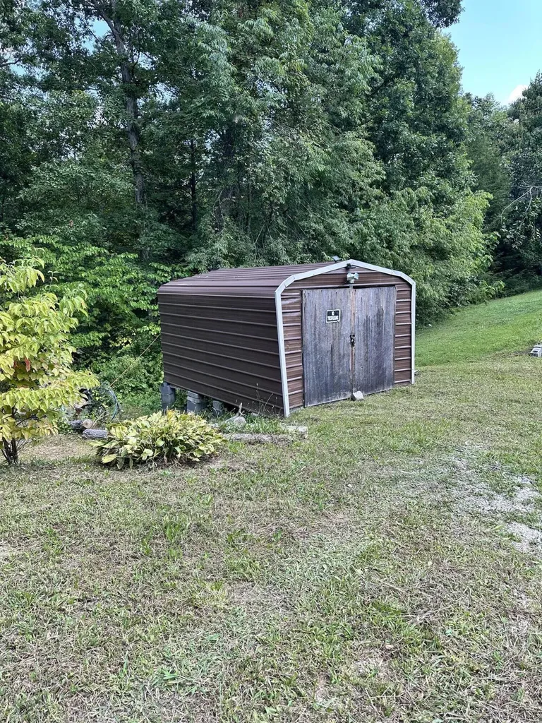 342 Tilleys Lane Wellington KY 40387