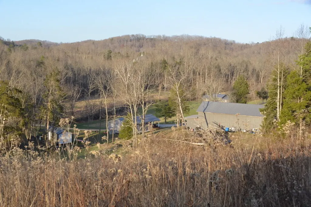 325 Sinks Road Somerset KY 42501