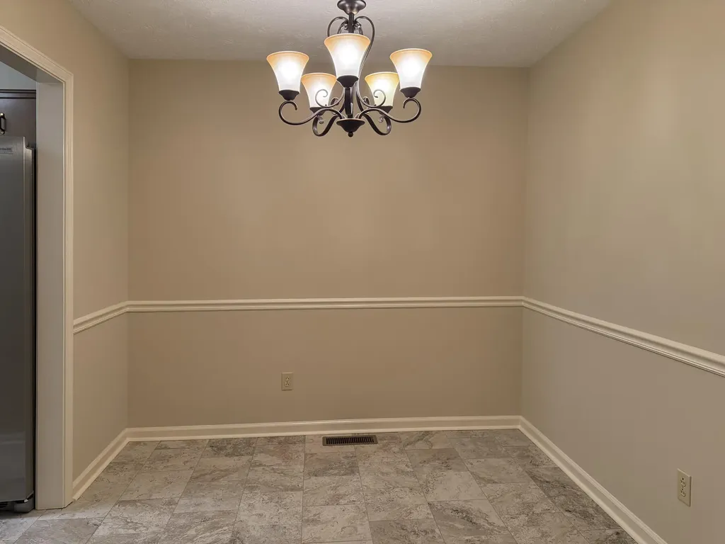 105 Oakmont Lane Frankfort KY 40601