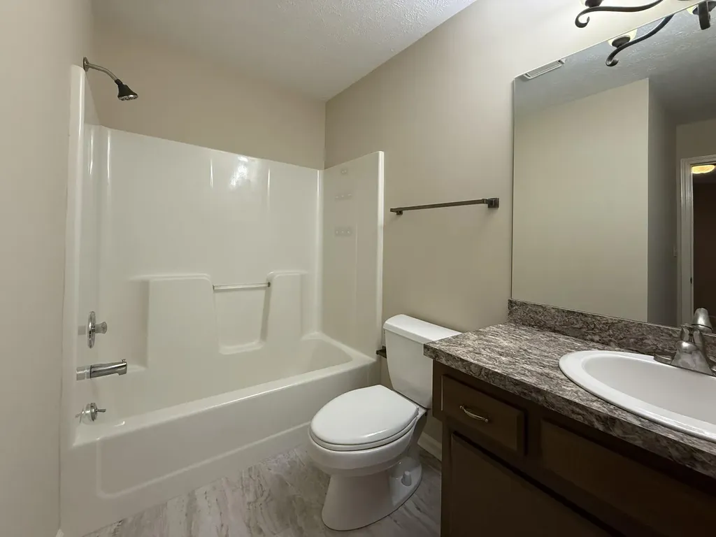 105 Oakmont Lane Frankfort KY 40601