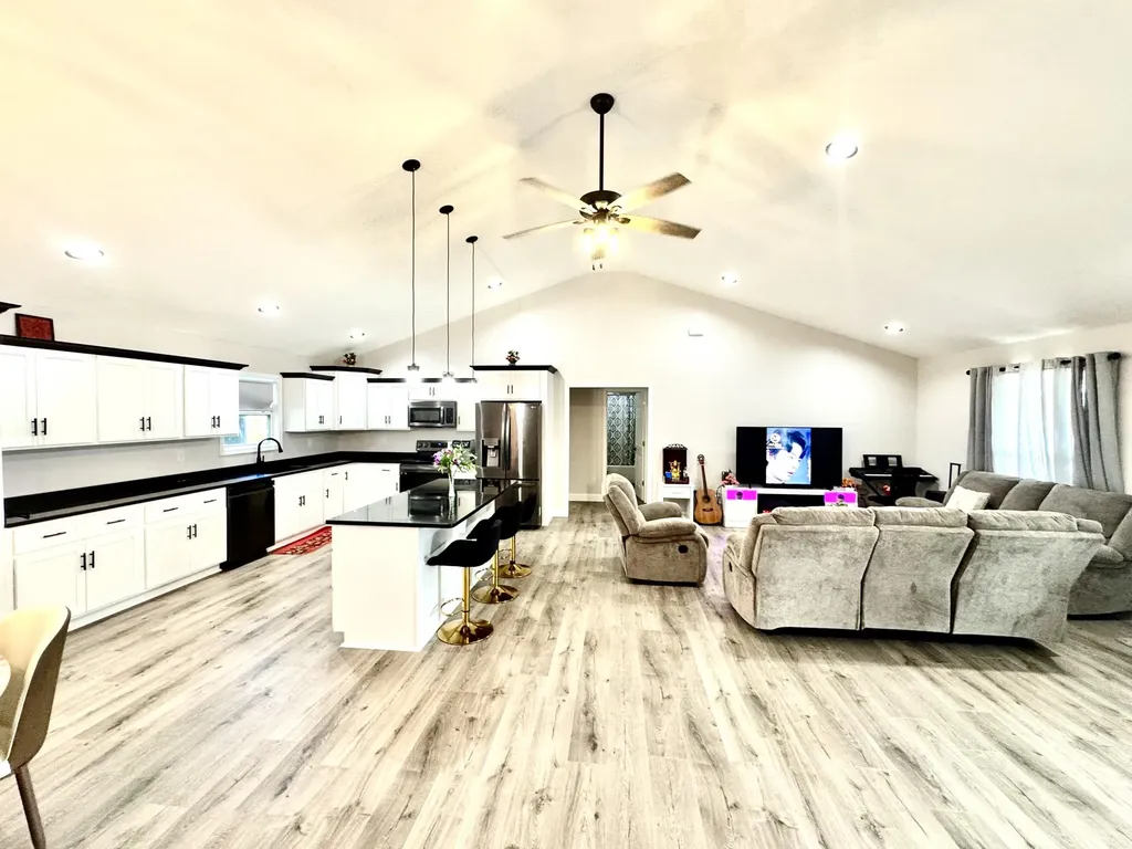 303 Sonny Aaron Drive Jamestown KY 42629