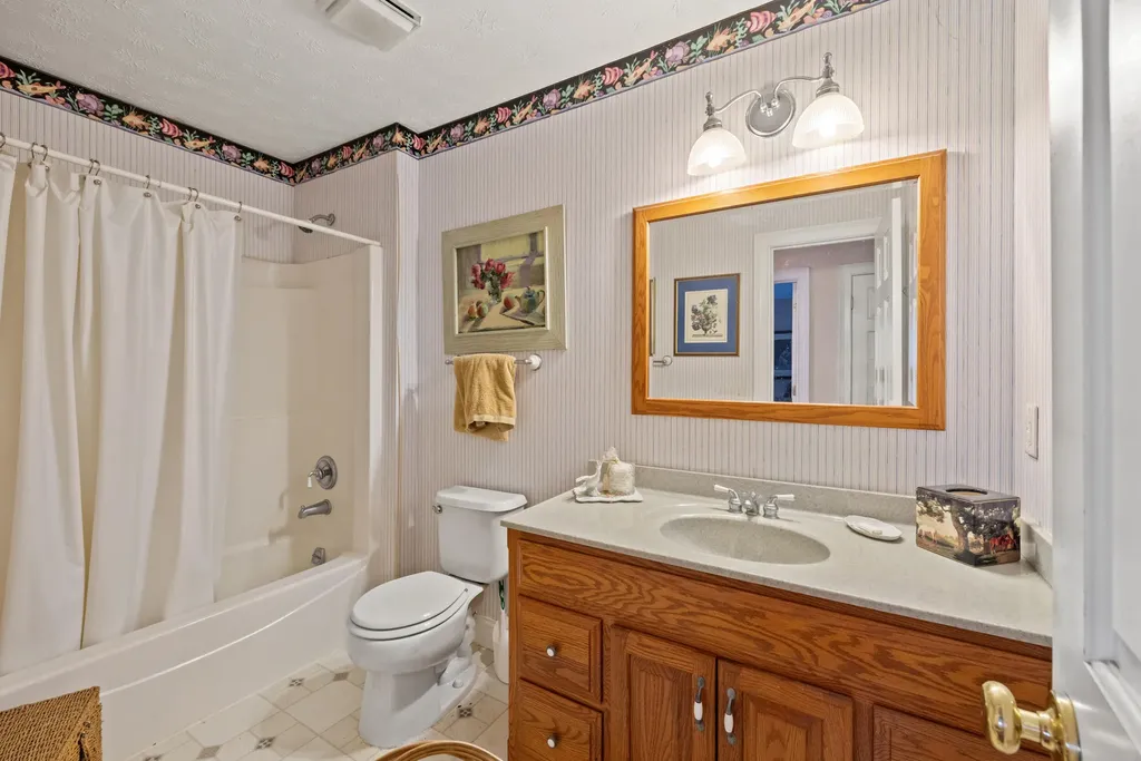 2309 Oregon Road Versailles KY 40383