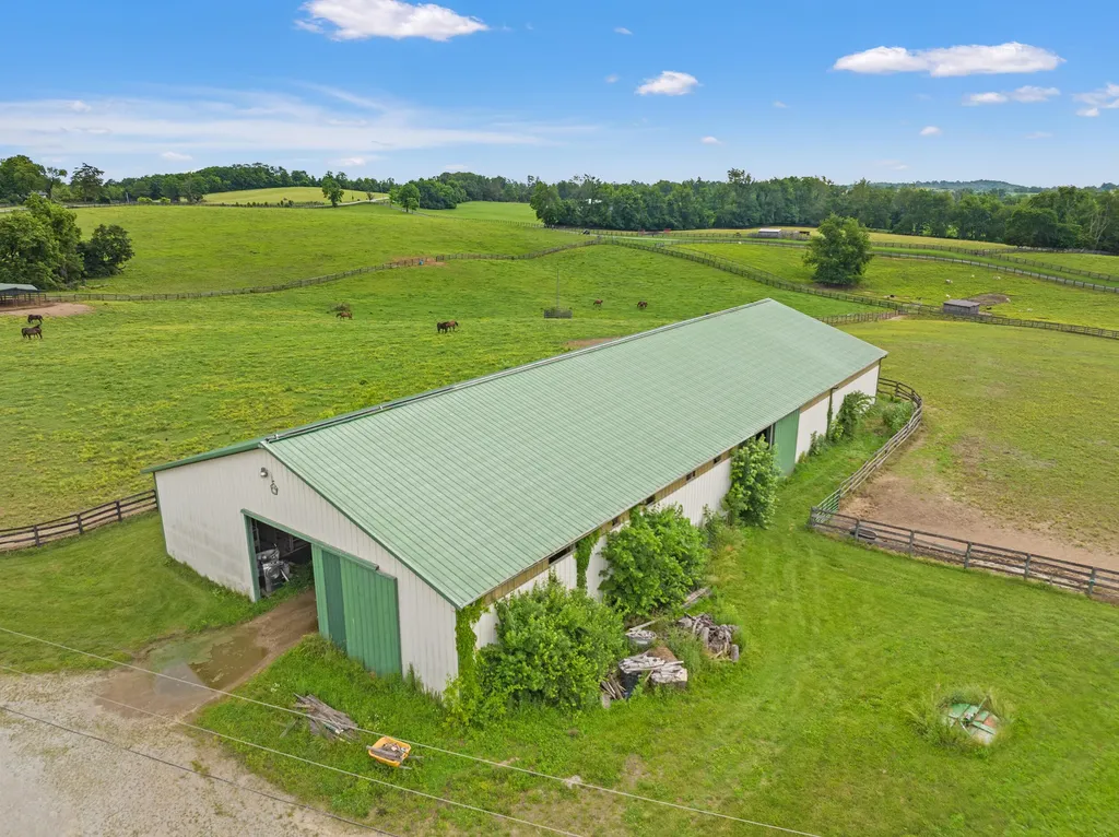 2309 Oregon Road Versailles KY 40383