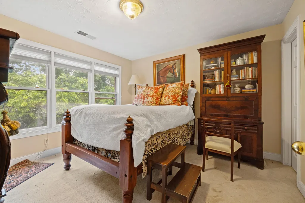 2309 Oregon Road Versailles KY 40383