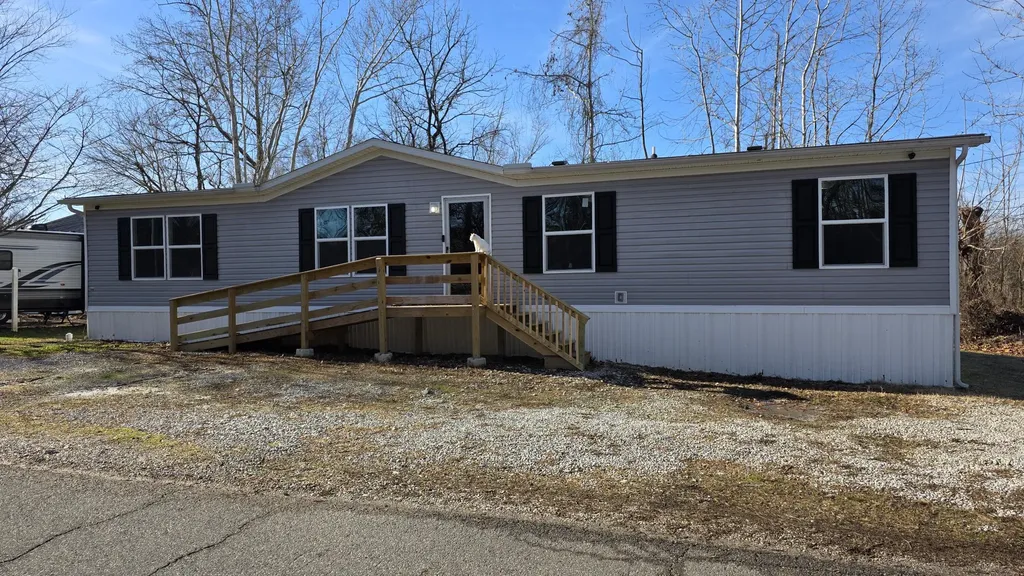 192 Eloise Road Louisa KY 41230