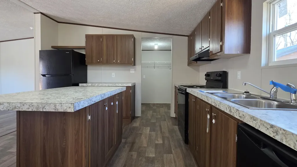192 Eloise Road Louisa KY 41230