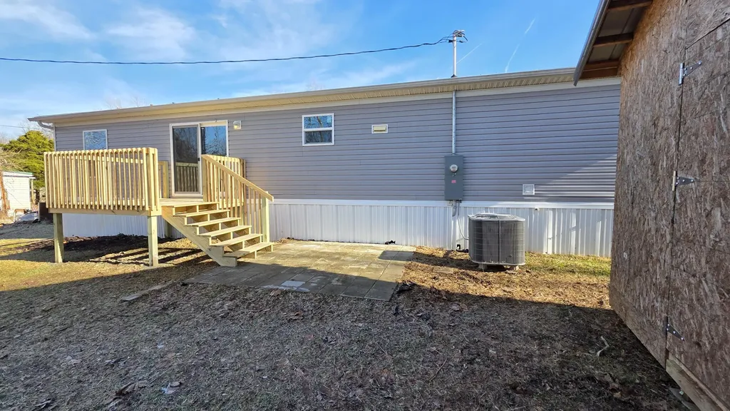 192 Eloise Road Louisa KY 41230